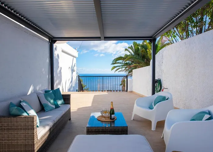 Verode - Private Heated Saltwater Pool