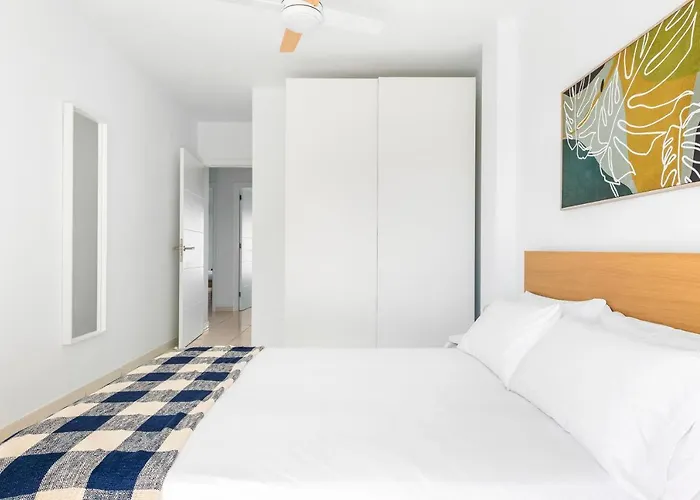 Verode - Private Heated Saltwater Pool Βίλα