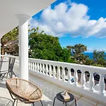 Verode - Private Heated Saltwater Pool *