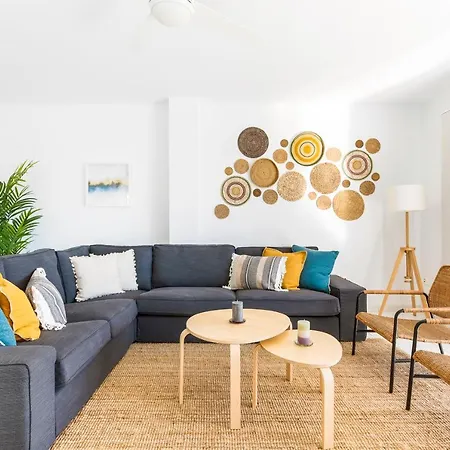 Verode - Private Heated Saltwater Pool Villa *